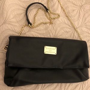 Bebe Crossbody - Clutch
